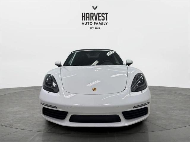 2019 Porsche 718 Boxster Roadster 2D