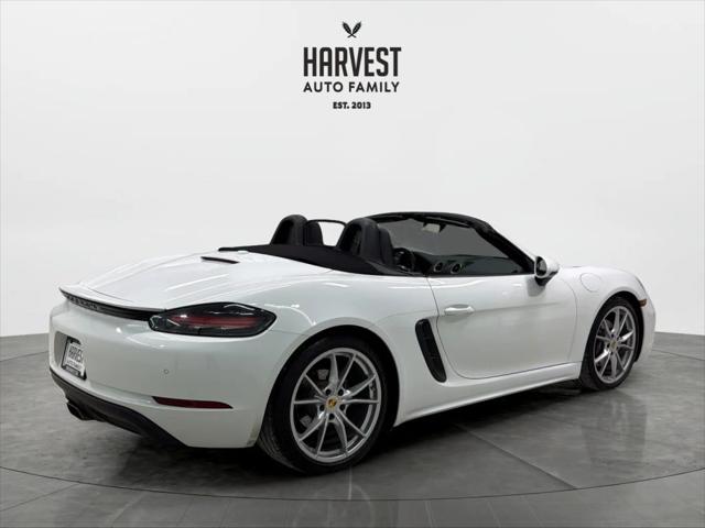2019 Porsche 718 Boxster Roadster 2D
