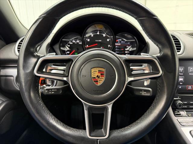 2019 Porsche 718 Boxster Roadster 2D