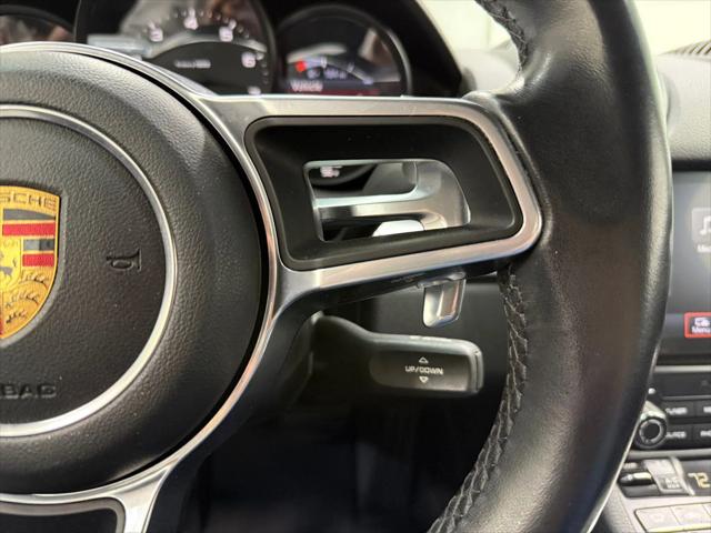 2019 Porsche 718 Boxster Roadster 2D