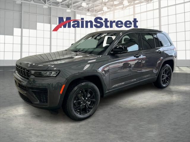 2026 Jeep Grand Cherokee Altitude 4x4 for sale in Lansing, KS