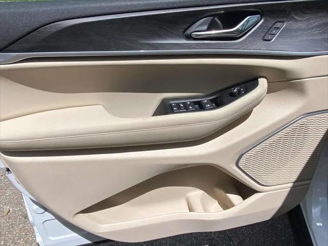 2026 Jeep Grand Cherokee Limited 4x2