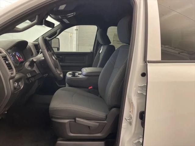 2026 Ram 3500 Tradesman Crew Cab 4x4 8' Box