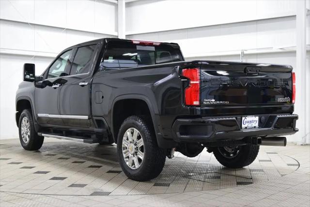 2026 Chevrolet Silverado 2500HD Crew Cab, Standard Bed, High Country, 4WD