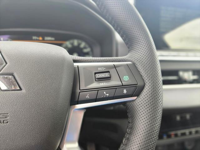 2025 Mitsubishi Outlander PHEV SEL S-AWC
