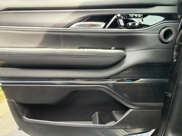 2026 Jeep Grand Wagoneer L Summit Obsidian 4x4