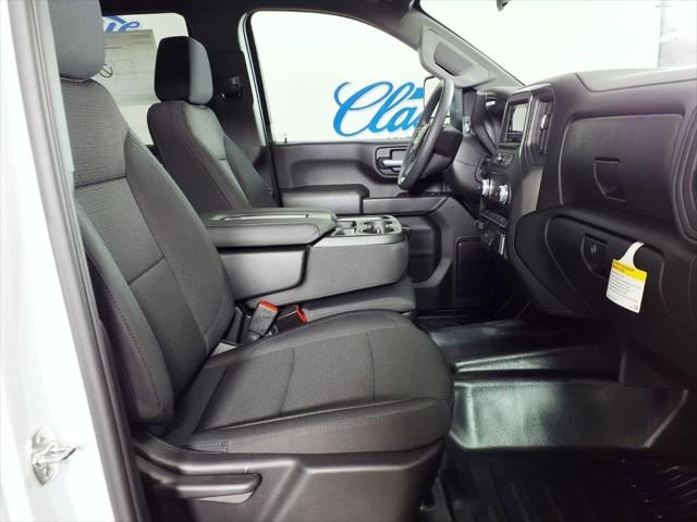 2026 GMC Sierra 2500HD Crew Cab, Standard Bed, Pro, 4WD