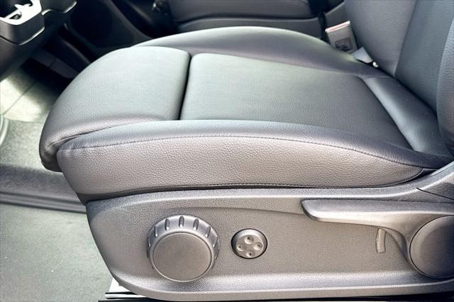 2026 Mercedes-Benz Sprinter 2500 Standard Roof 4-Cyl Diesel HO