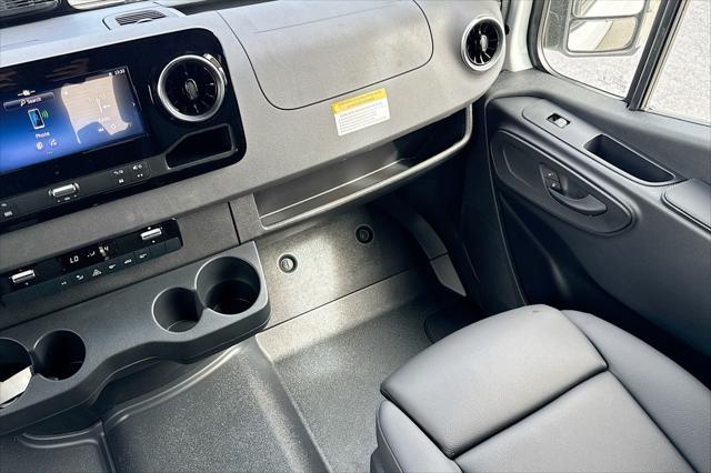 2026 Mercedes-Benz Sprinter 2500 Standard Roof 4-Cyl Diesel HO