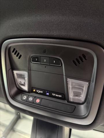 2023 Chevrolet Traverse AWD Premier