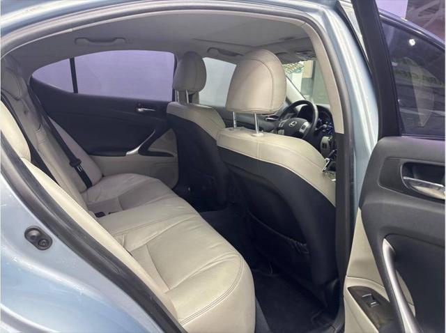 2011 Lexus IS 250 Base 4dr Sedan 6A