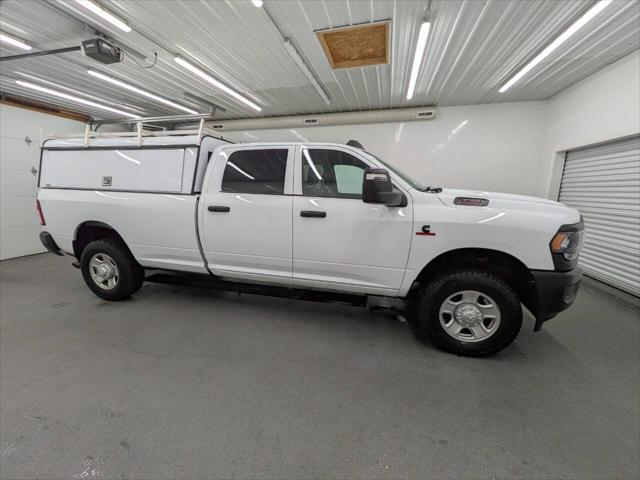 2023 Ram 3500 Tradesman Crew Cab 4x4 8' Box