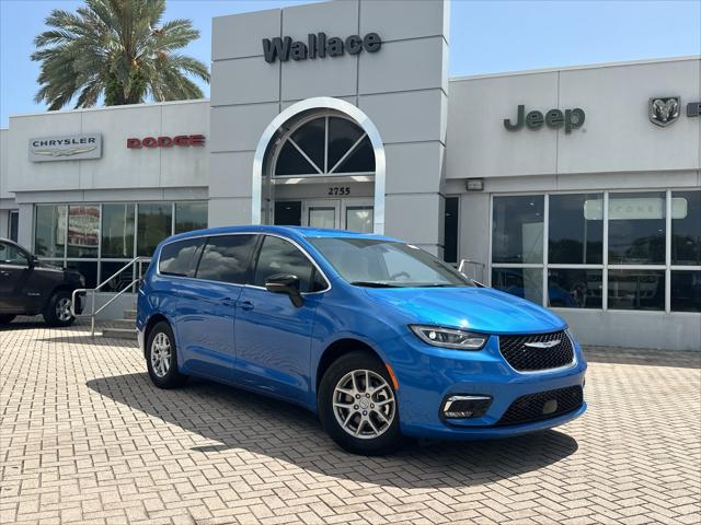 2026 Chrysler Pacifica Select for sale in Stuart, FL