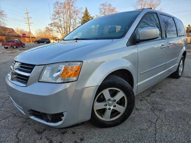 2010 Dodge Grand Caravan SXT for sale in Zion, IL