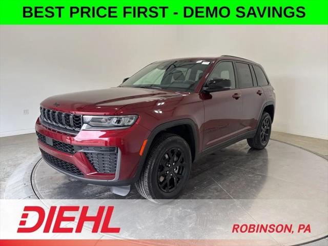 2026 Jeep Grand Cherokee GRAND CHEROKEE LAREDO ALTITUDE 4X4 2026 Jeep Grand Cherokee GRAND CHEROKEE LAREDO ALTITUDE 4X4