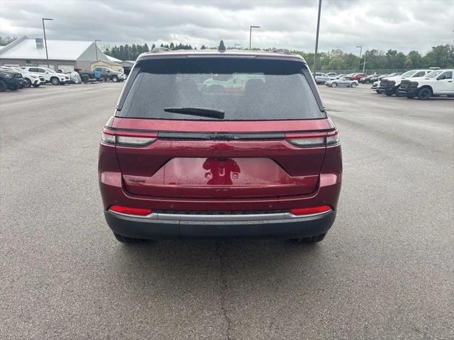2026 Jeep Grand Cherokee GRAND CHEROKEE LAREDO ALTITUDE 4X4 2026 Jeep Grand Cherokee GRAND CHEROKEE LAREDO ALTITUDE 4X4