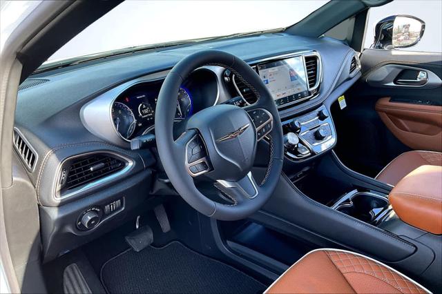 2026 Chrysler Pacifica Pinnacle AWD