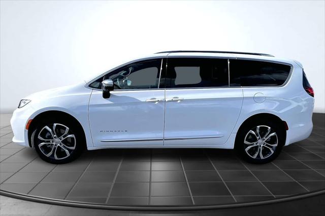 2026 Chrysler Pacifica Pinnacle AWD