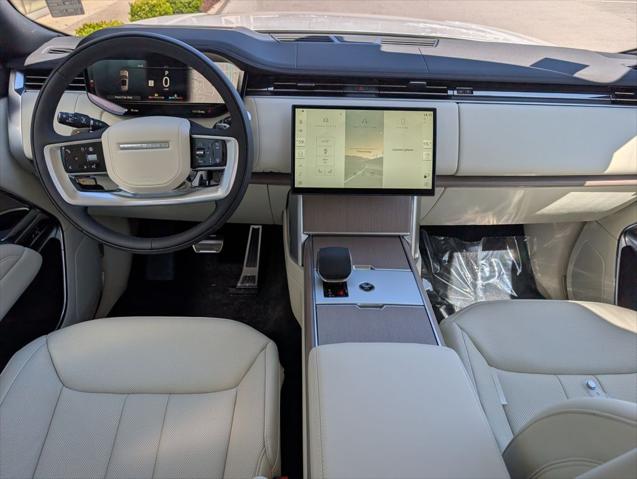 2026 Land Rover Range Rover P400 SE