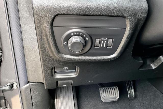 2026 Jeep Grand Cherokee Altitude 4x4