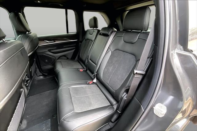 2026 Jeep Grand Cherokee Altitude 4x4