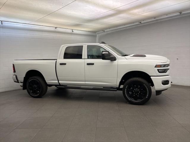 2026 RAM Ram 2500 RAM 2500 BLACK EXPRESS CREW CAB 4X4 64 BOX 2026 RAM Ram 2500 RAM 2500 BLACK EXPRESS CREW CAB 4X4 64 BOX