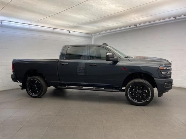 2026 RAM Ram 2500 RAM 2500 BLACK EXPRESS CREW CAB 4X4 64 BOX