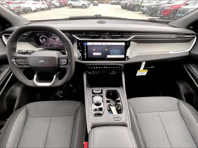 2026 Jeep Cherokee Laredo 4x4