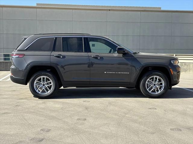 2026 Jeep Grand Cherokee GRAND CHEROKEE LAREDO X 4X4 2026 Jeep Grand Cherokee GRAND CHEROKEE LAREDO X 4X4