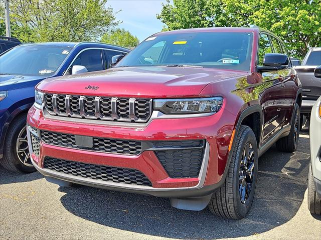 2026 Jeep Grand Cherokee GRAND CHEROKEE LAREDO ALTITUDE 4X4 2026 Jeep Grand Cherokee GRAND CHEROKEE LAREDO ALTITUDE 4X4