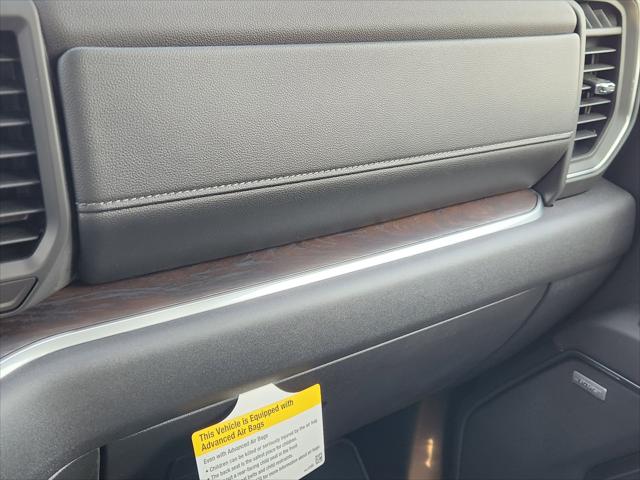 2026 GMC Sierra 1500 Crew Cab, Short Bed, SLT, 4WD