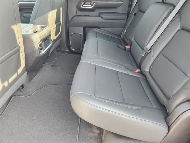 2026 GMC Sierra 1500 Crew Cab, Short Bed, SLT, 4WD