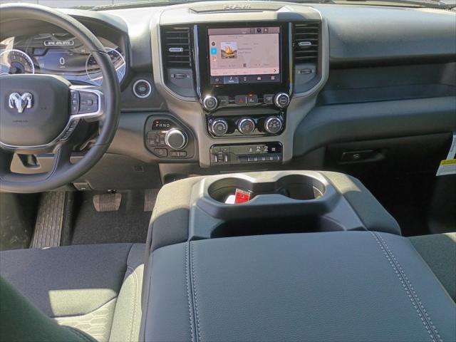 2026 Ram 1500 Warlock Crew Cab 4x4 5'7" Box
