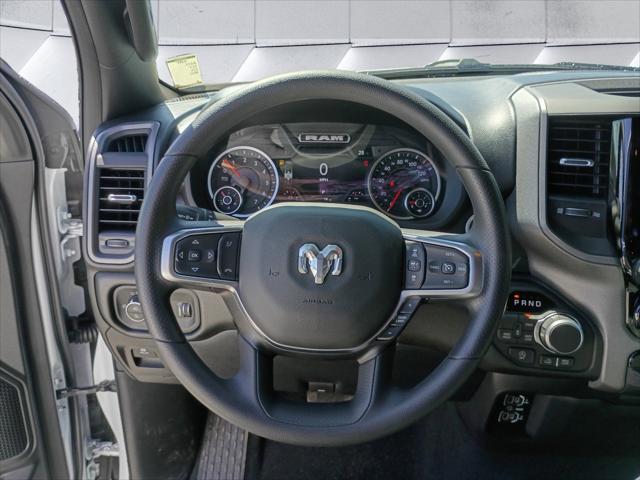 2026 Ram 1500 Warlock Crew Cab 4x4 5'7" Box