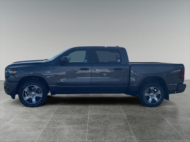 2026 RAM Ram 1500 RAM 1500 EXPRESS CREW CAB 4X2 57 BOX