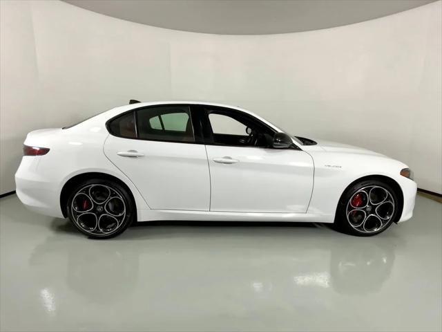 2026 Alfa Romeo Giulia GIULIA AWD 2026 Alfa Romeo Giulia GIULIA AWD