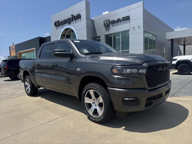 2026 RAM Ram 1500 RAM 1500 EXPRESS CREW CAB 4X2 57 BOX