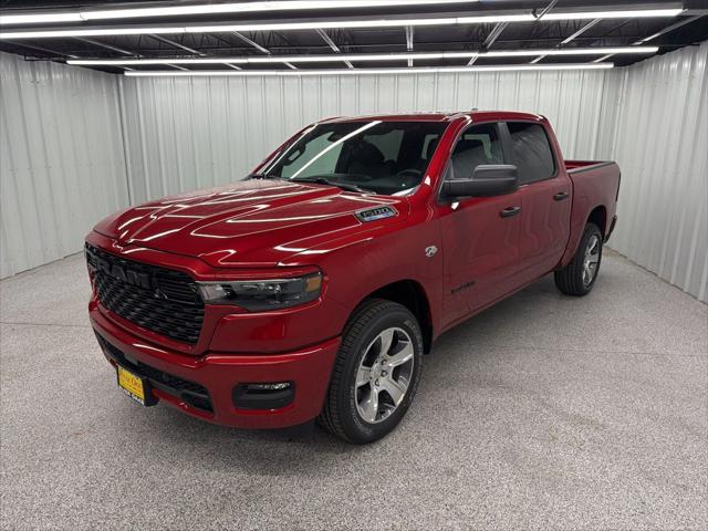 2026 RAM Ram 1500 RAM 1500 EXPRESS CREW CAB 4X2 57 BOX