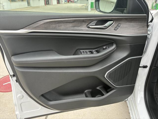 2026 Jeep Grand Cherokee Limited Reserve 4x4