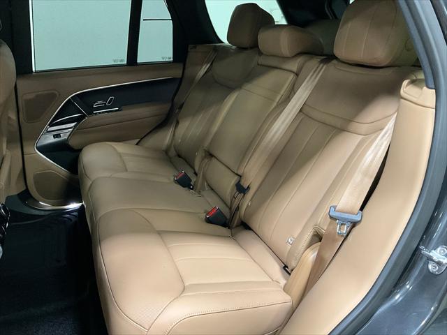 2026 Land Rover Range Rover P530 SE