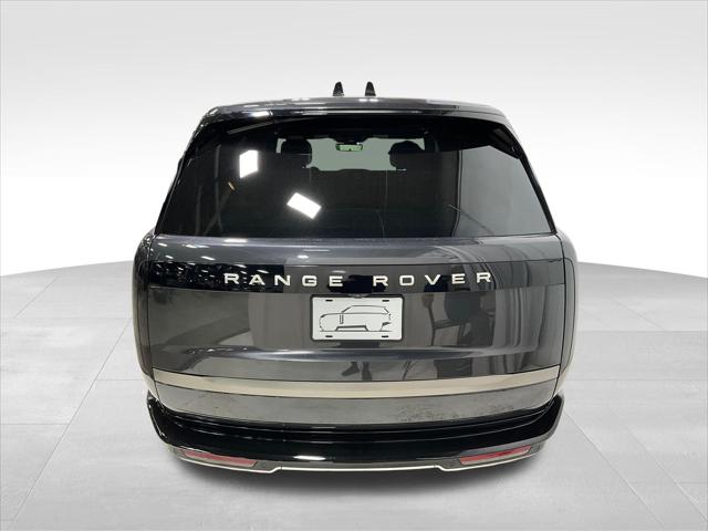 2026 Land Rover Range Rover P530 SE