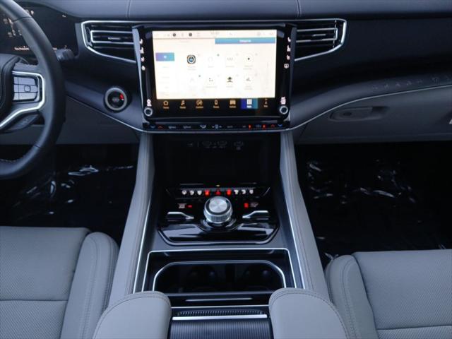 2026 Jeep Grand Wagoneer L Summit Obsidian 4x4