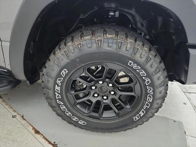 2026 Ram 1500 Rebel Crew Cab 4x4 5'7" Box