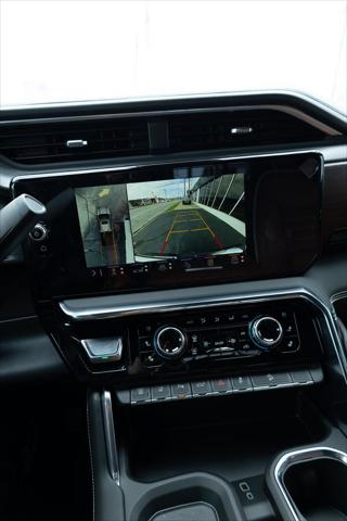 2026 GMC Sierra 2500HD Crew Cab, Standard Bed, Denali Ultimate, 4WD