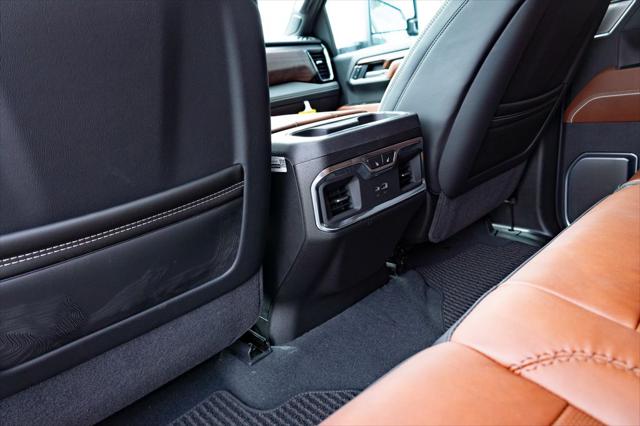 2026 GMC Sierra 2500HD Crew Cab, Standard Bed, Denali Ultimate, 4WD