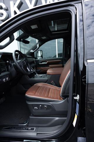 2026 GMC Sierra 2500HD Crew Cab, Standard Bed, Denali Ultimate, 4WD