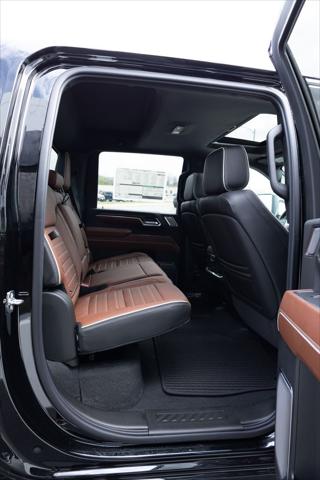 2026 GMC Sierra 2500HD Crew Cab, Standard Bed, Denali Ultimate, 4WD