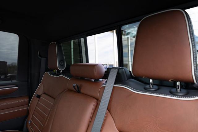 2026 GMC Sierra 2500HD Crew Cab, Standard Bed, Denali Ultimate, 4WD