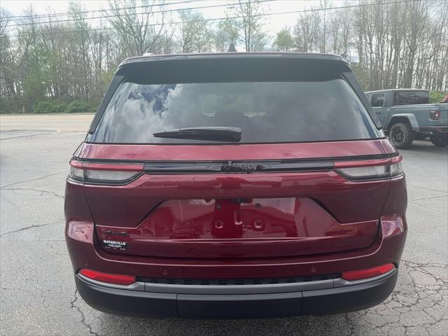 2026 Jeep Grand Cherokee Altitude 4x4
