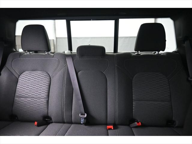 2026 Ram 1500 Express Crew Cab 4x4 5'7" Box